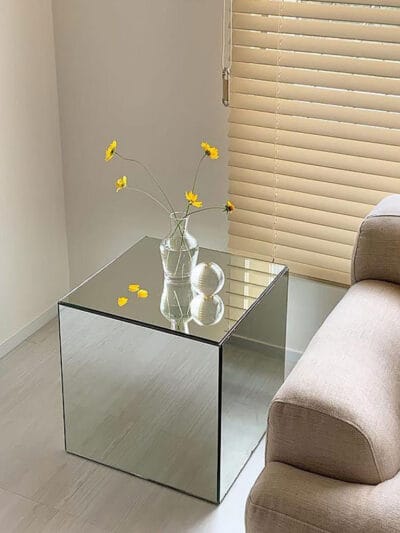 Mirror Table - Image 5
