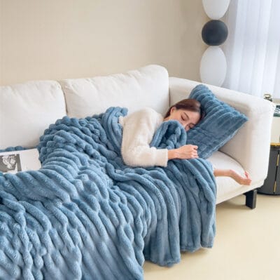 Velvet Blanket - Image 3