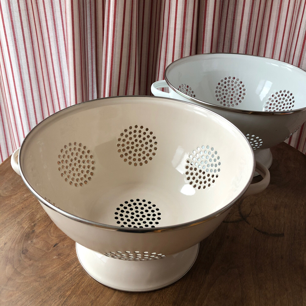 Retro Drain Basket
