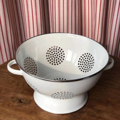 Retro Drain Basket - Image 2