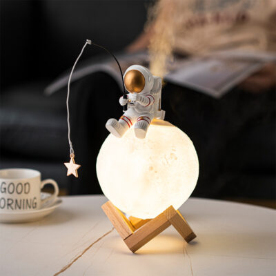 Astronaut Decor Light
