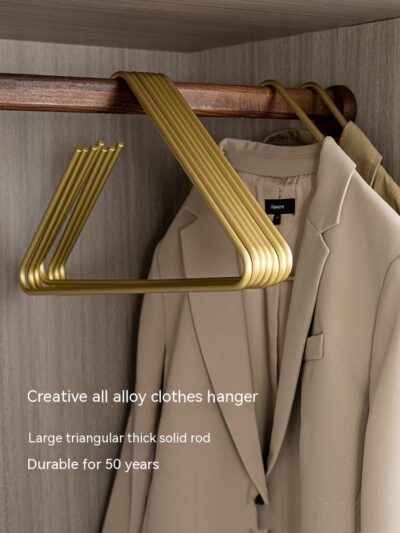 Light Luxury Hanger - Image 9