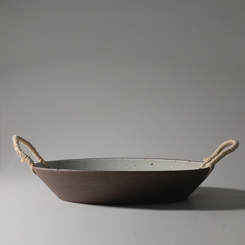 Table Pottery Dish