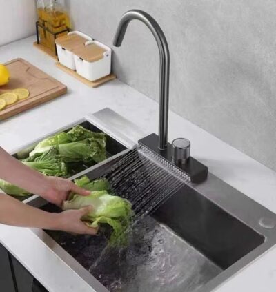 Universal Faucet - Image 3